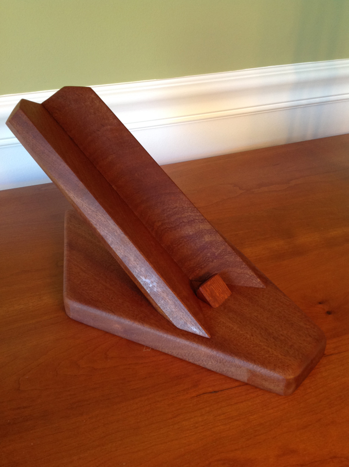 simple wooden wine bottle holder