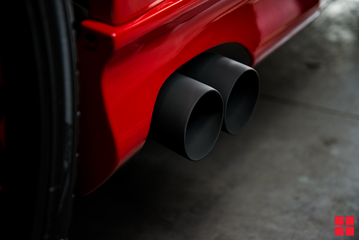 Exhaust pipe painted with Rust-Oleum High Heat Spray