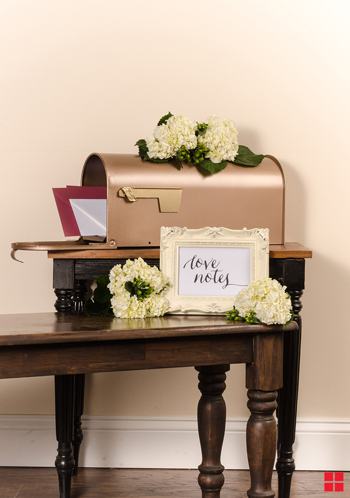 Mailbox Centerpiece